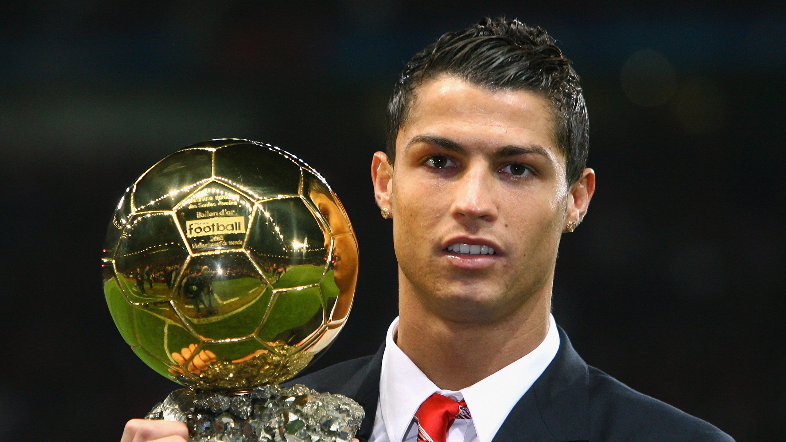 当基耶萨的利刃刺穿众神铠甲,一场个人史诗与篮球文明的对话