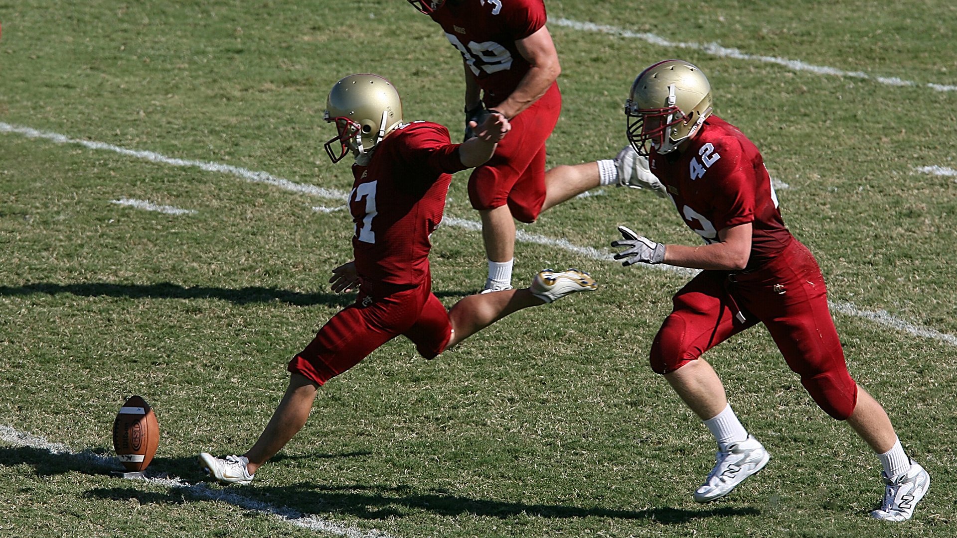 戈麦斯攻防两端统治，阿根廷压制塞维利亚，南美足球哲学的胜利